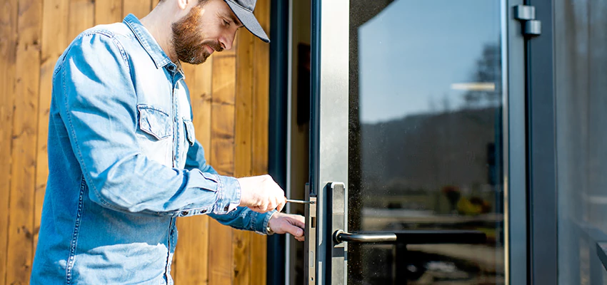 Frameless Glass Storefront Door Locks Replacement in Shafter, CA